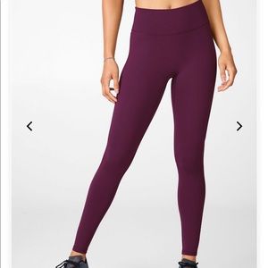 Anywhere High-Waisted Legging-Burgundy, Size Large